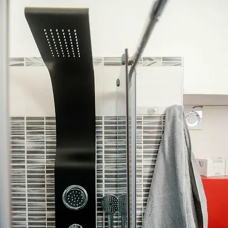 Lägenhet Grey Olmo